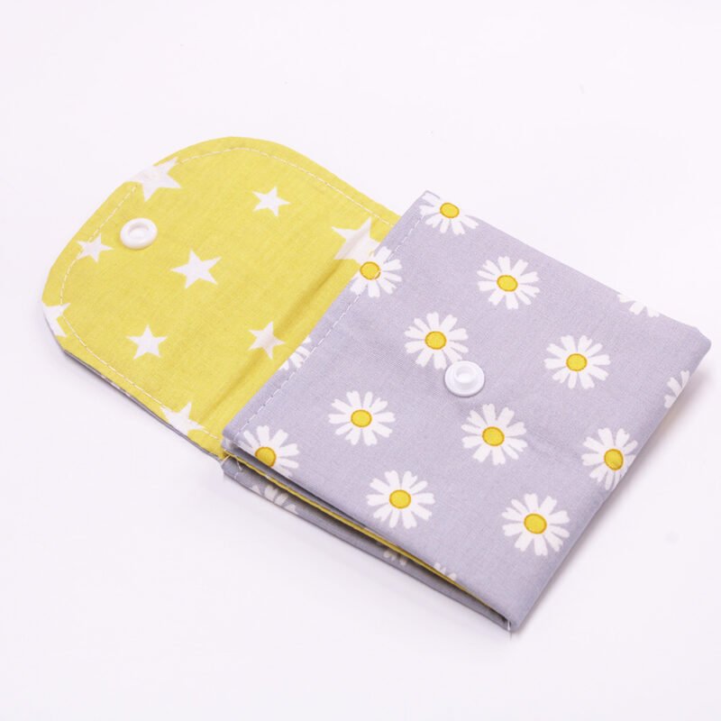 Πορτοφόλι Τετράγωνο Φλοράλ Γκρί 3 Θέσεων