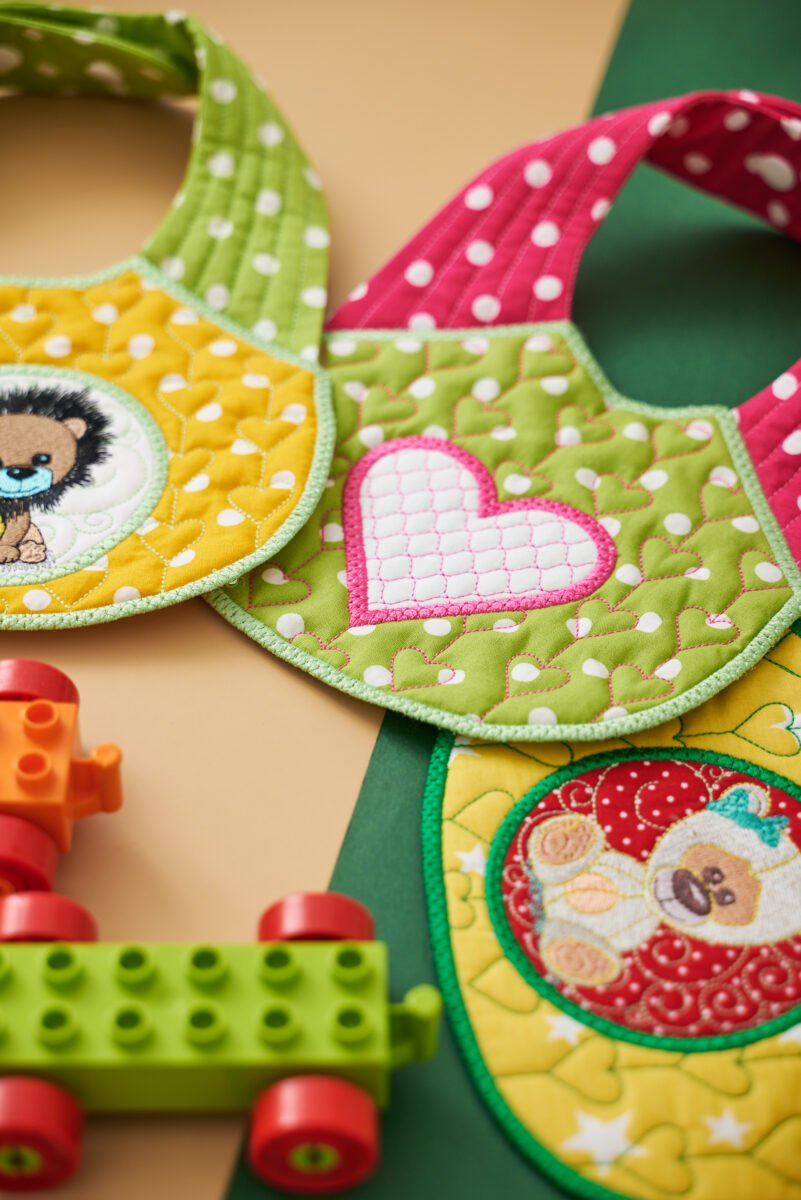 χειροποίητη βρεφική σαλιάρα για νεογέννητο